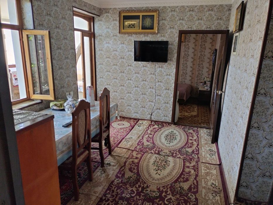 Продам дом . Срочно. Махалля Олмос 35000 у.е за сотку Яшнабадски