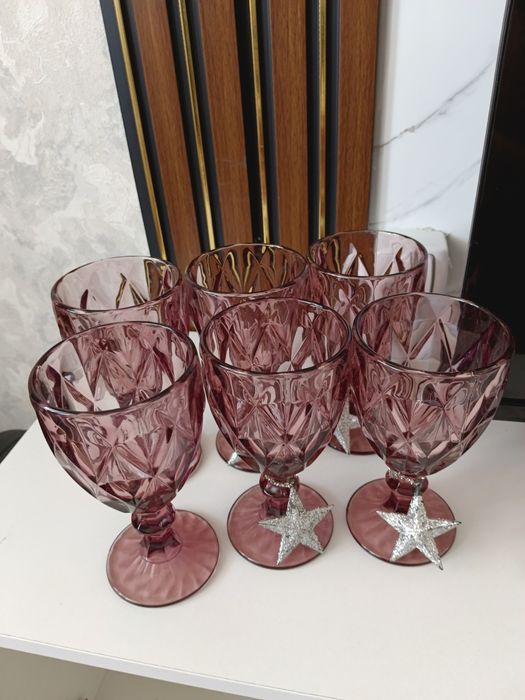 Продам бокалы в отличном состоянии