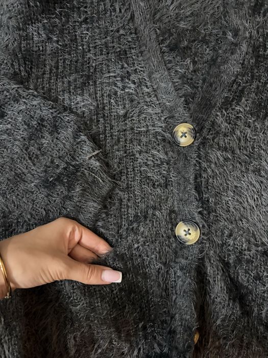 Жилетки на Zara, HM, Monki