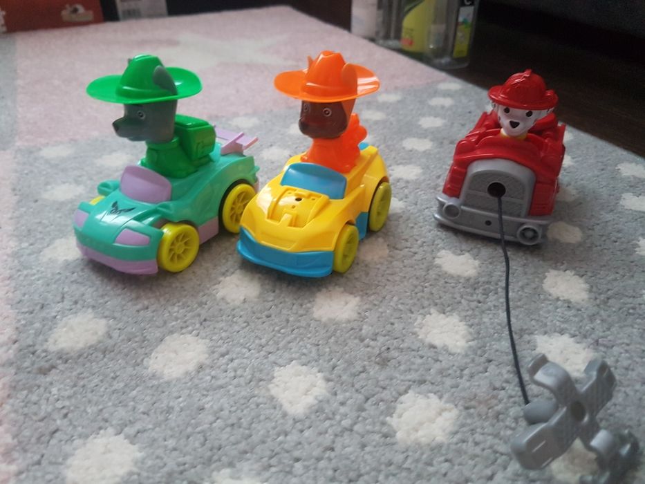 3 masinute din Paw Patrol