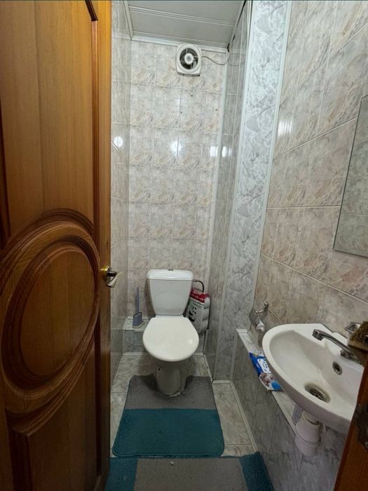 Продается своя квартира 105м² Ц-квартал 5/4/9 ор-р ГАИ