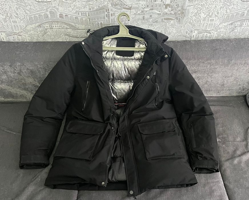 Продам 2 куртки Б/У