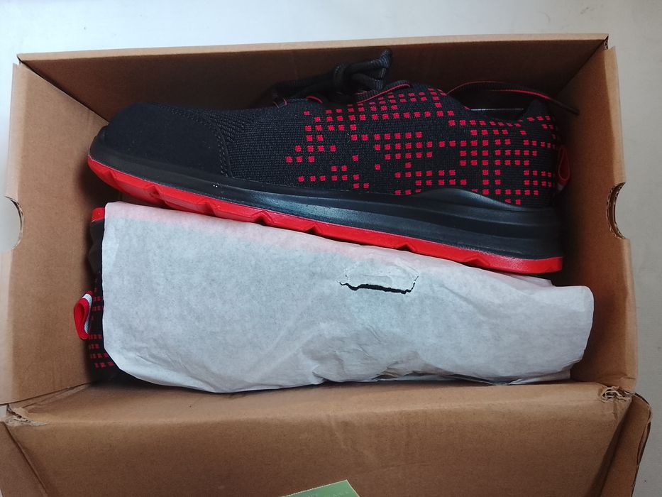 Salopete și încălțăminte de protecție