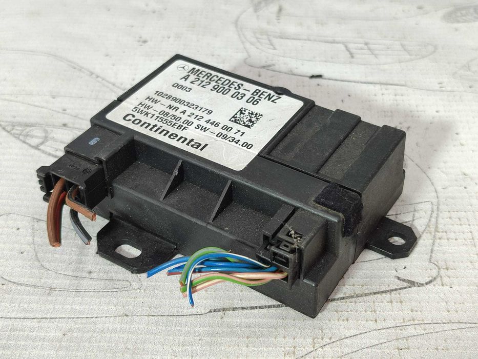 Modul comandă pompă combustibil Mercedes-Benz C W204 COD: A2129000306 2011 / [2007-2014] / (5G3)