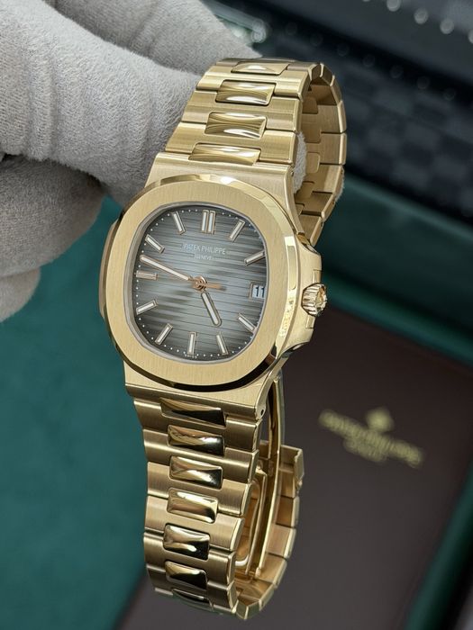 Patek Philippe Nautilus 5711 Everose Gold