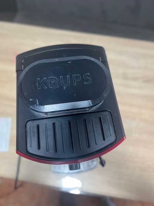 Vând espressor Krups