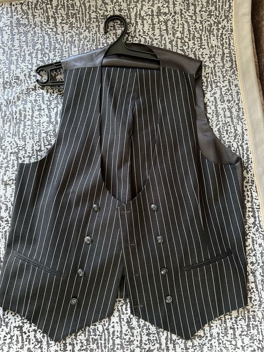 Костюмы для мужчин