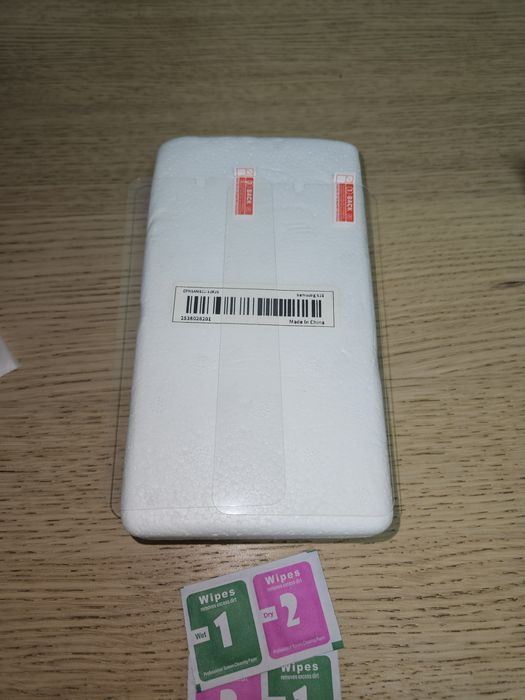 Set 2 Folii de sticla si 2 huse pentru Samsung S21
