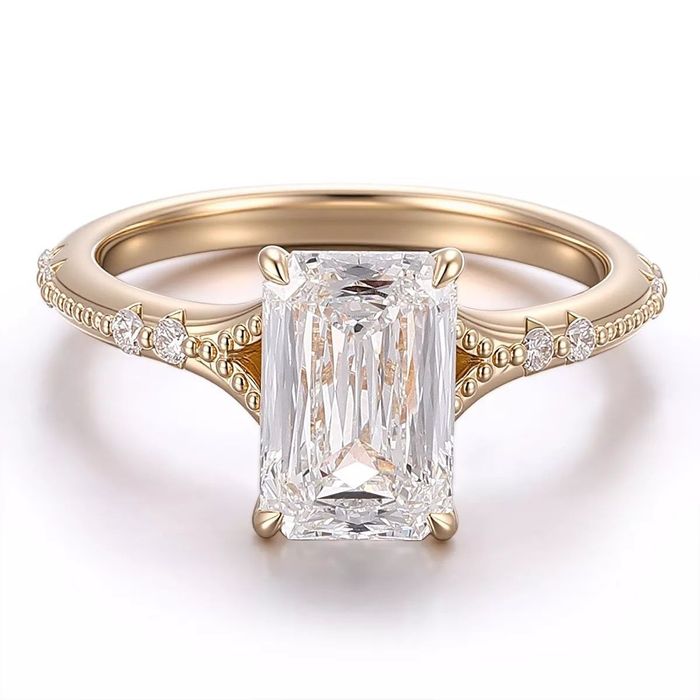 Кольцо муасанит новое