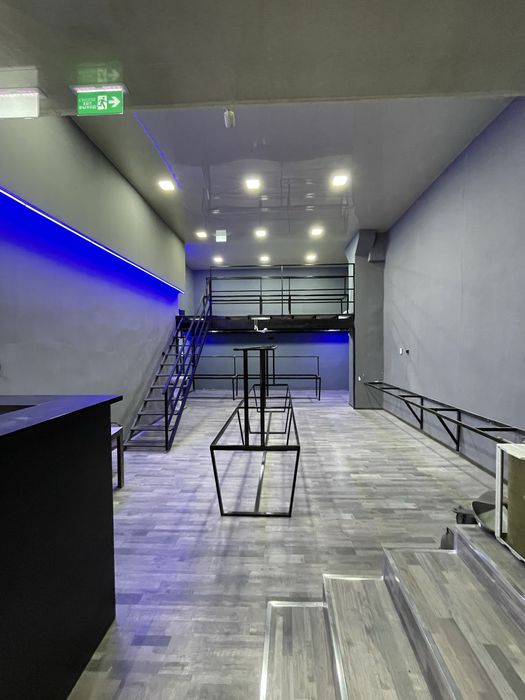 Tayyor Biznes Tayyor kompyuter Klubi 25 ta Pc bar joyi bilan birga