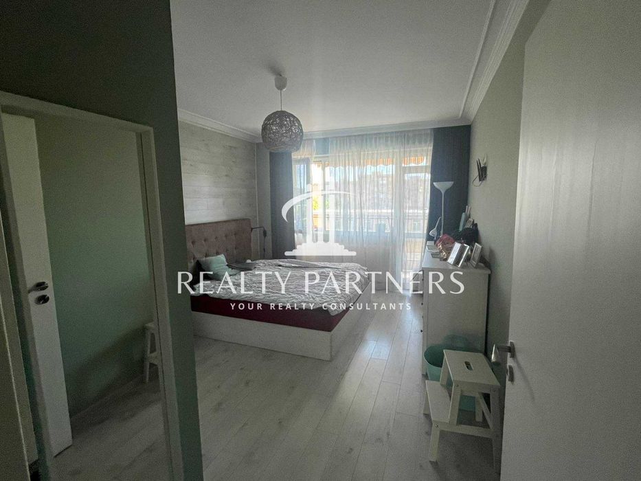 Продава 3-стаен – кв. Изток, гр. Перник