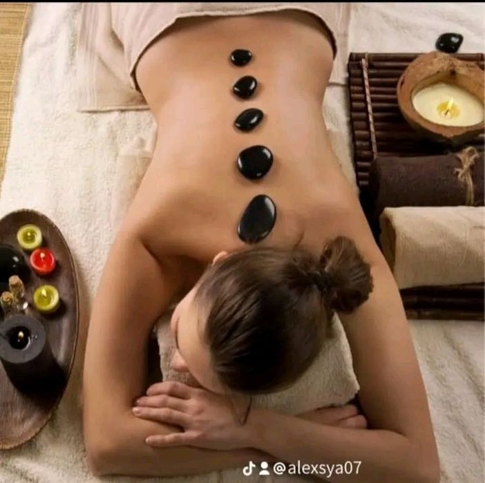 Scapă de Stres și Revitalizează-ți Tenul – Masaj & Tratamente Faciale