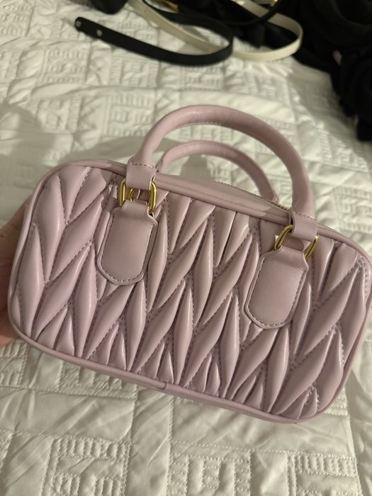 Сумка /сумочка miu miu.