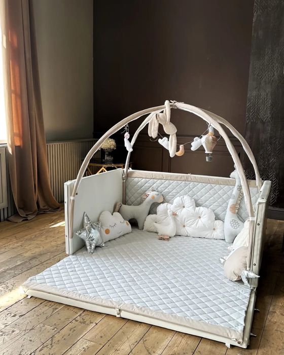 Продам домик-манеж