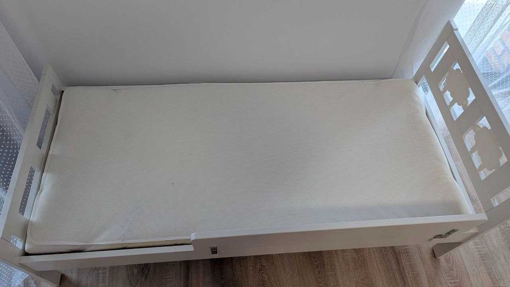 Pătuț copii din lemn alb + saltea