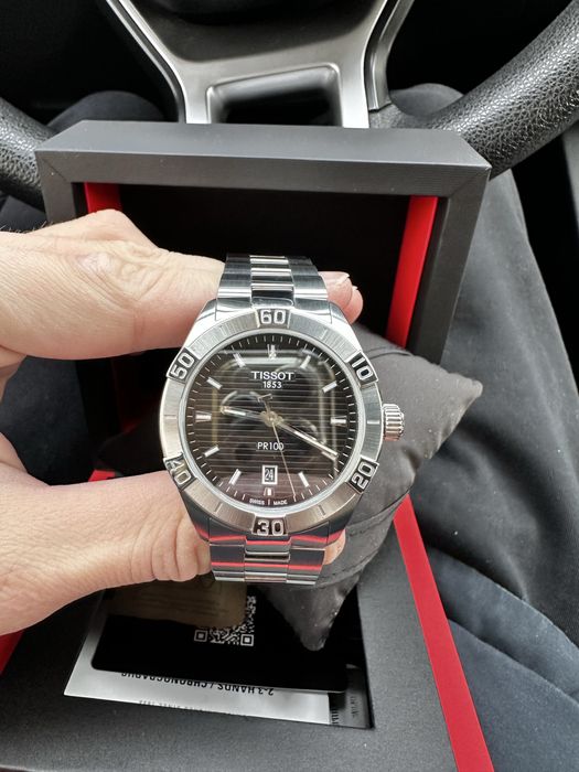 Продам часы Tissot