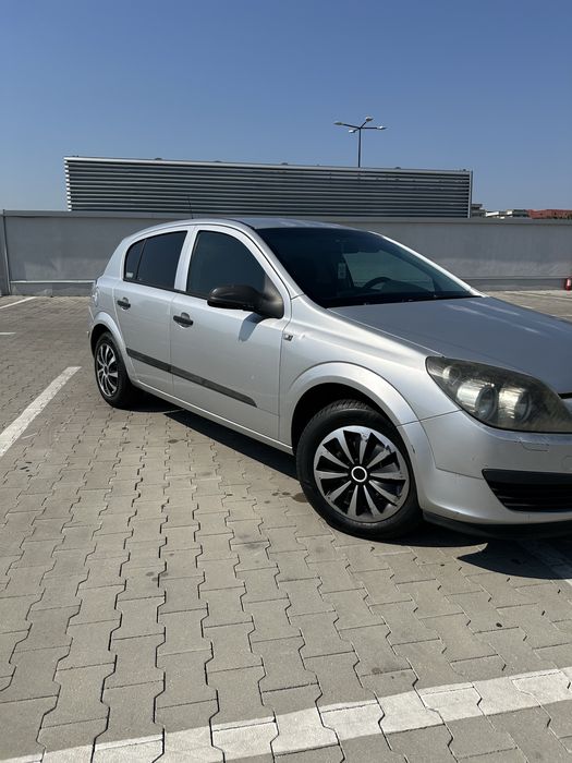 Vand opel astra H 1.6 benzina
