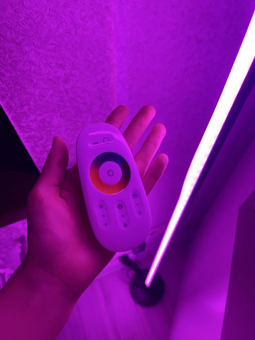 Неоновая домашняя лампа