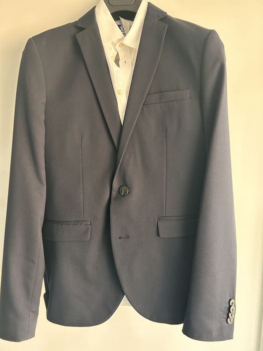 Официален костюм размер 164/14 год