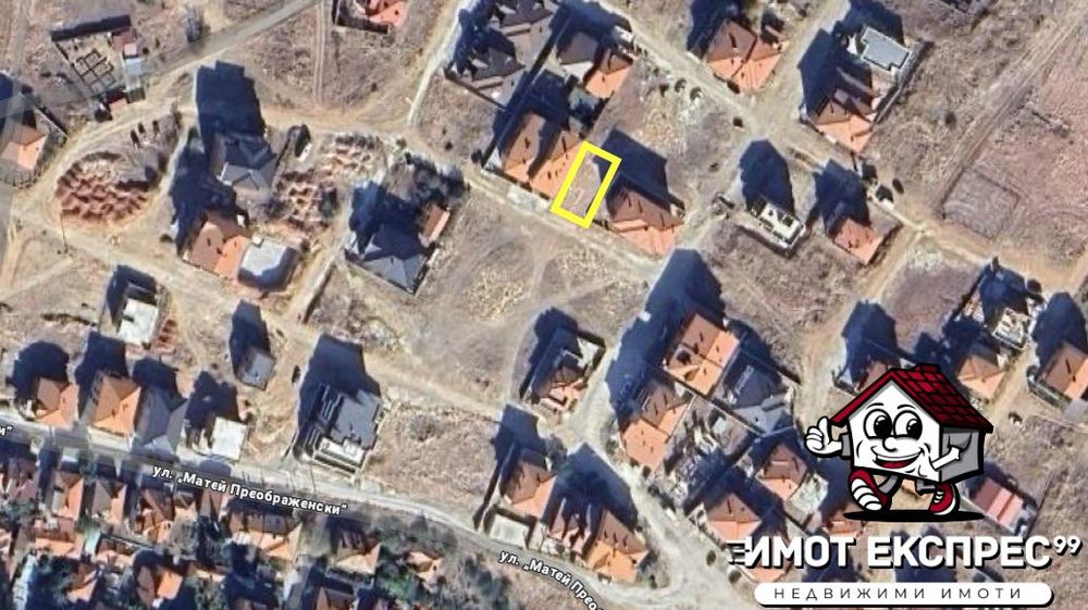 Парцел УПИ 390кв.м, с ток, вода и канализация, кв.Баделема