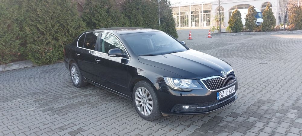 skoda superb 2.0 TDI  AUTOMATA  dsg 6 2015