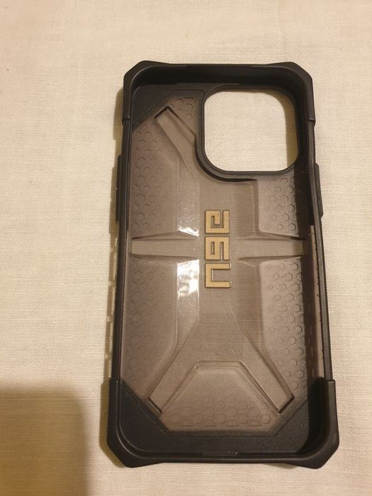 husă UAG  iphone 13 pro