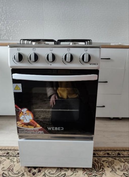 Продам новую газовую плиту