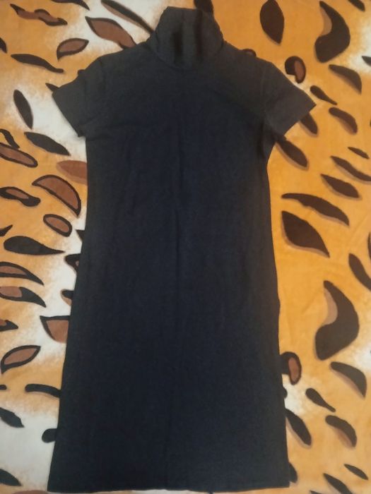 Мини черни рокли от фино трико, Модни и стилни. Една от тях е от рипс.