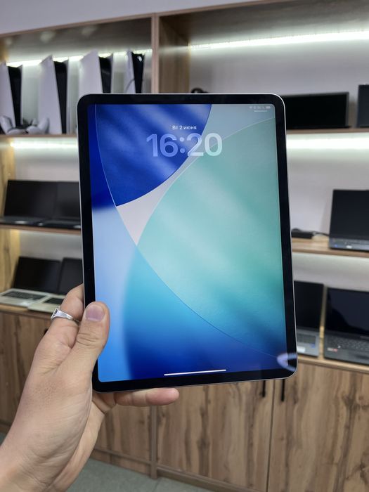 Планшет iPad Pro 11-дюйм 4-поколение