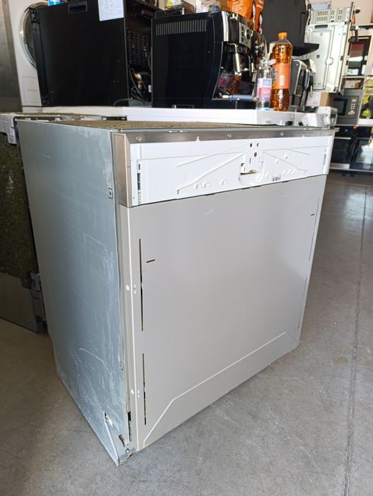 Съдомиялна за вграждане Miele XXL