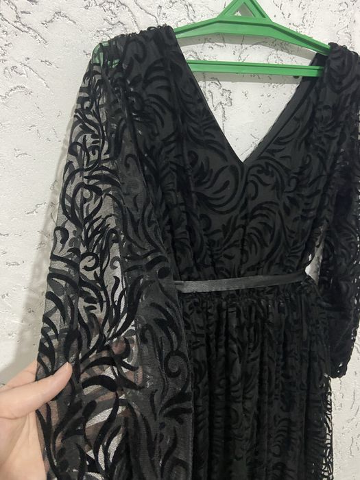 Платья вечерняя