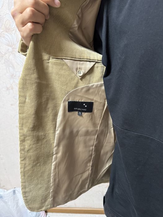 Продам пиджак новый!