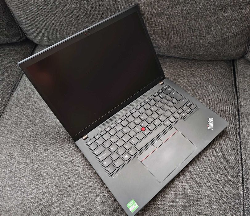 In Garantie Lenovo Thinkpad X13 G3 i7 1270P 32Gb DDR5 Ecran 13 (F bun Diagnoza Auto)