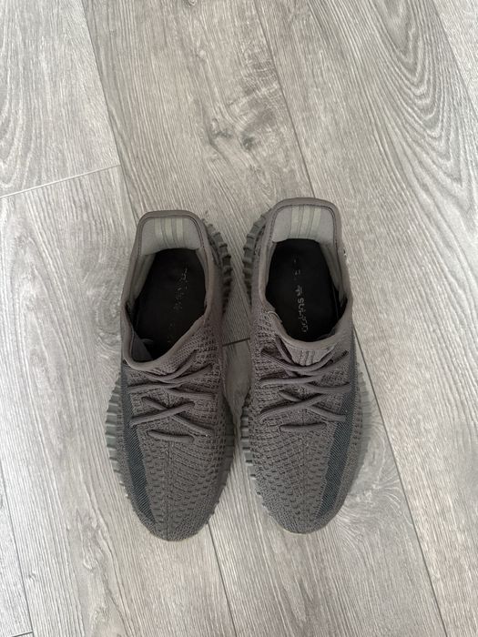 Adidas Yeezy Boost 350 V2