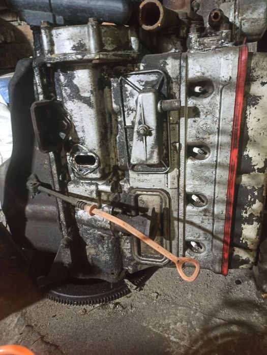 Продам Мотор от УАЗика целиком.