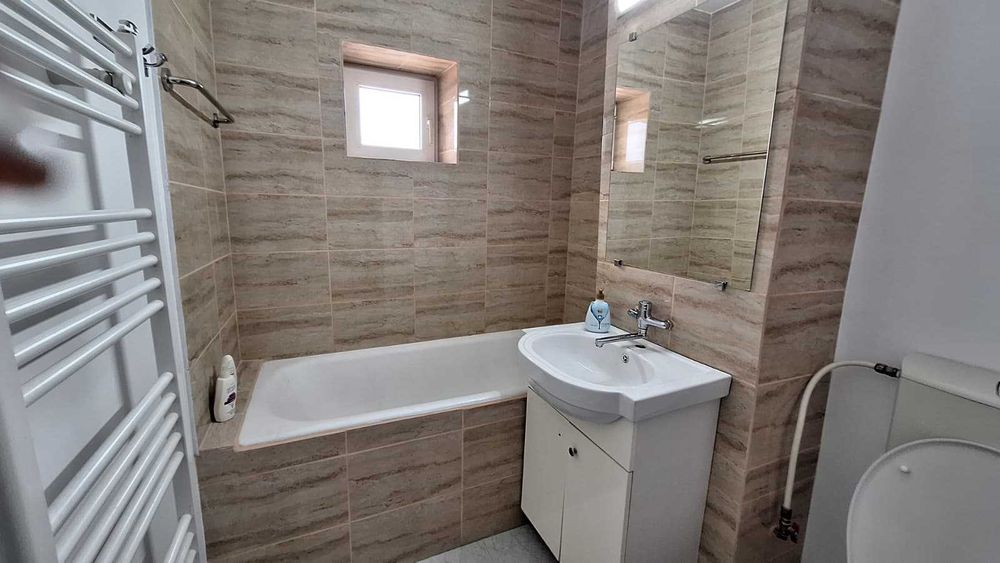 Inchiriere apartament 3 camere Capitol