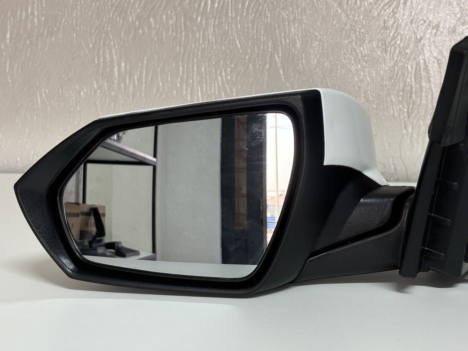 Боковое зеркало Элантра