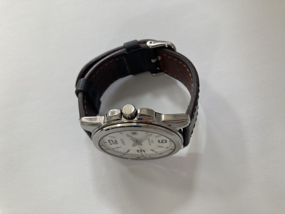 Часовник Casio 2784