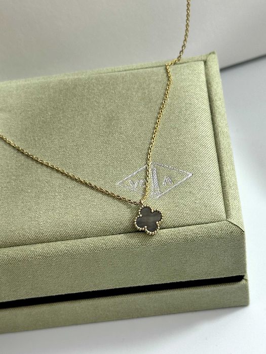 Colier MINI Van Cleef & Arpels Gold 18K Gray