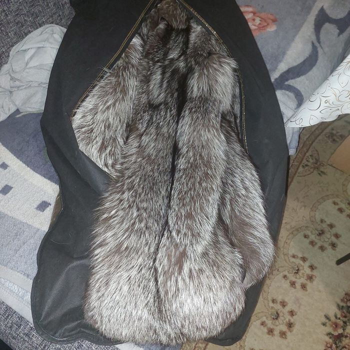 Продаю цельную шубу