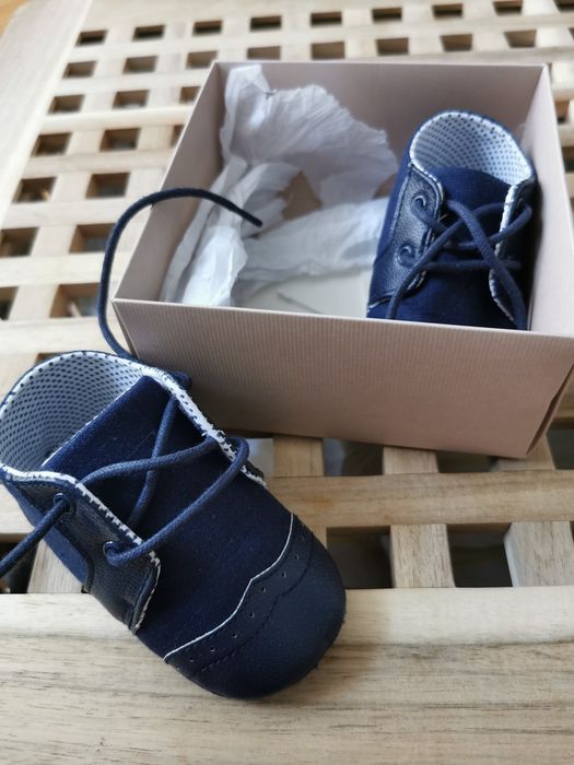 Vând Costum pentru botez