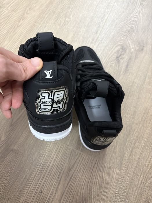 LV Louis Vuitton Skate Negrii
