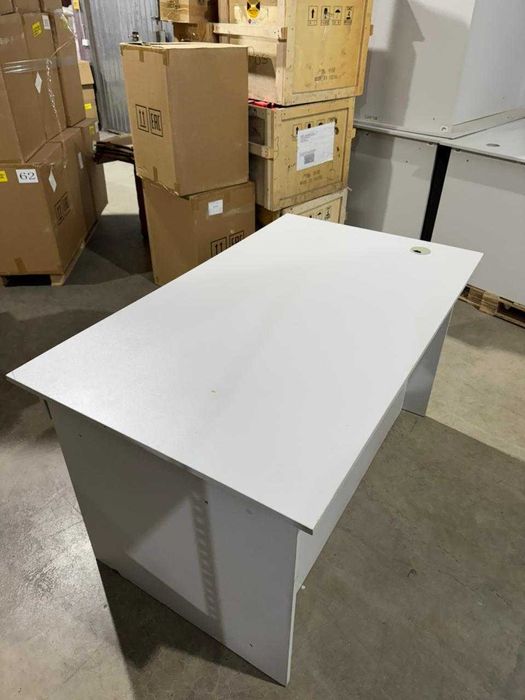 Стол офисный  ЛДСП