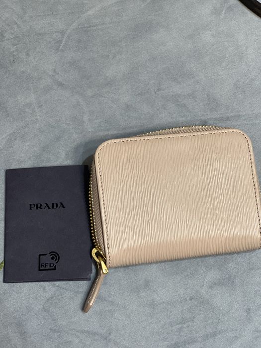 Portofel prada beige