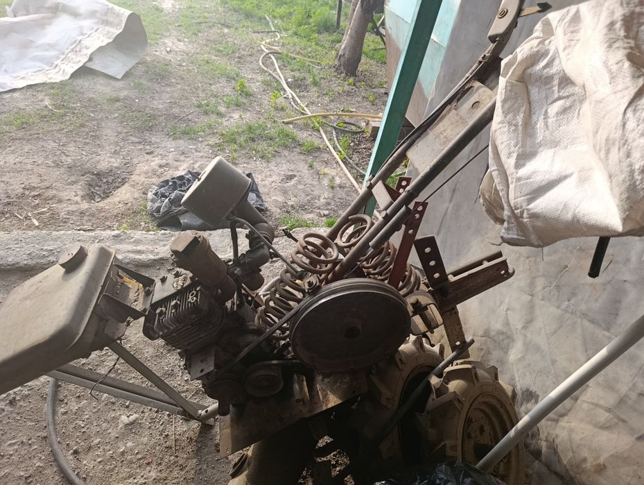 Продам мотоблок..