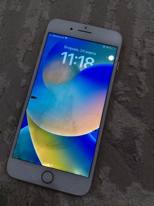 Айфон 8+ 64гб/100% или запчасть