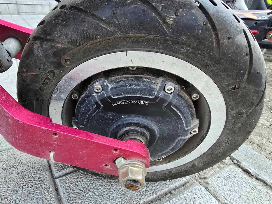 Електрическа тротинетка SIKOME 2 MOTORS / GRIZZLY / - 2x1000W