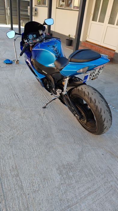Vând Suzuki gsxr 1000 k7