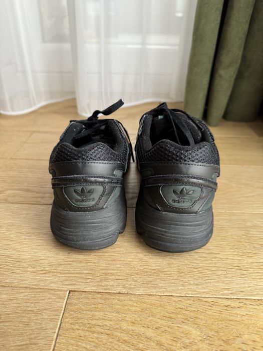 Маратонки Adidas Astir