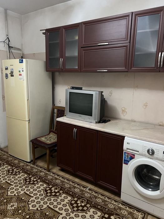 Drujba Qoratoshda qizla bilan birga turishga barcha sharoitli kvartira